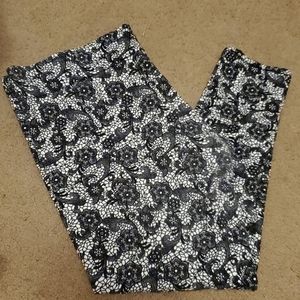 Floral leggings size xl